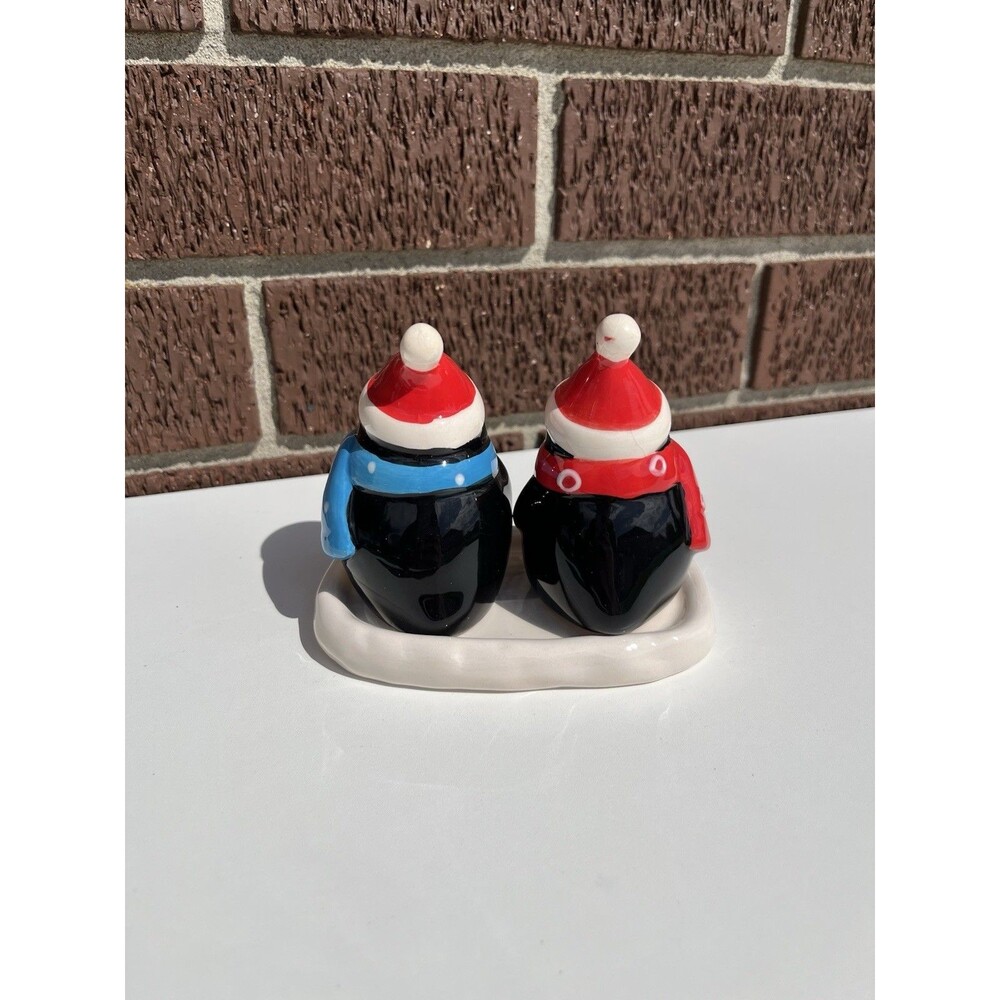 Holiday Ceramic Penguins Salt & Pepper Shakers - Picture 2 of 5